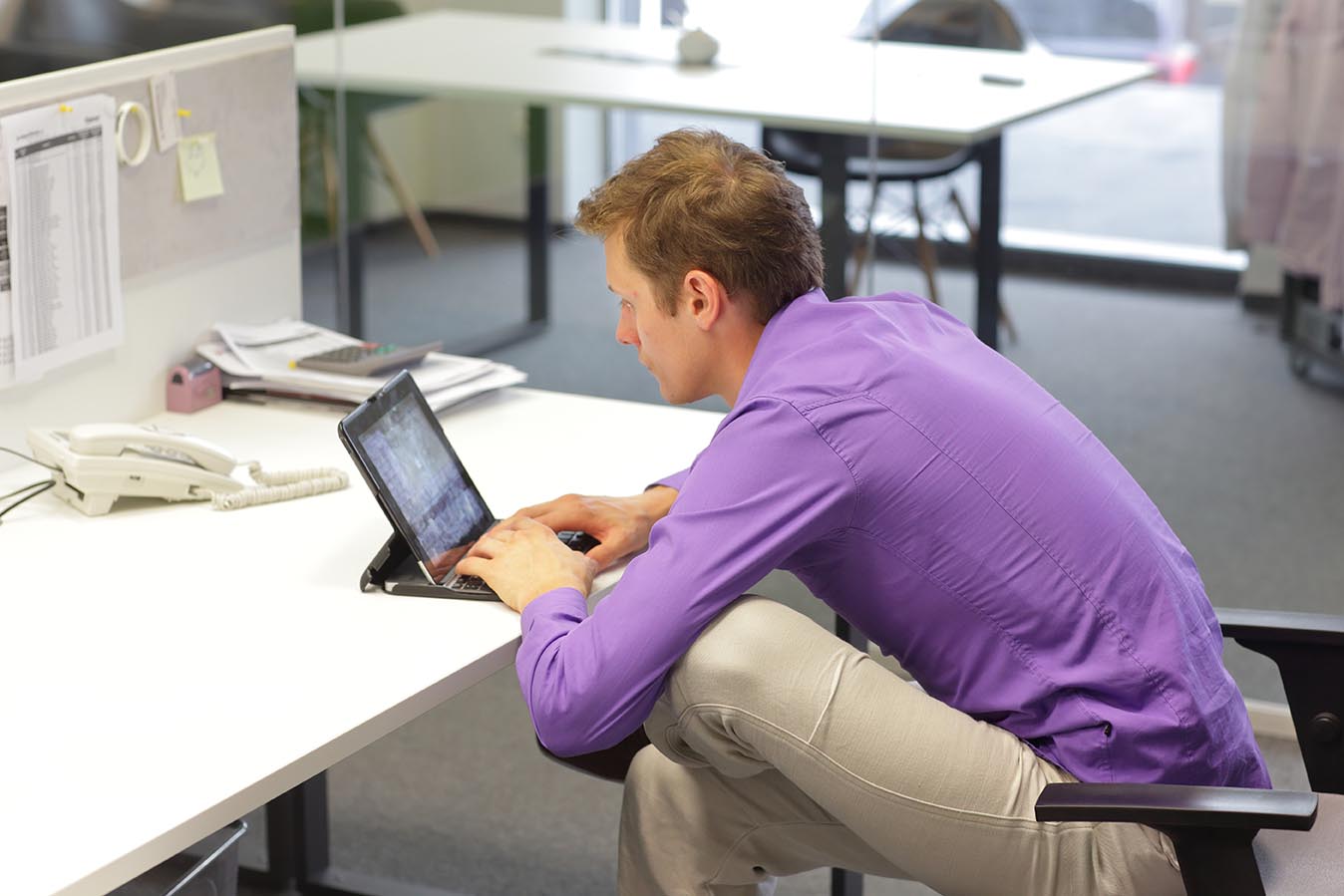 how slouching affects your back